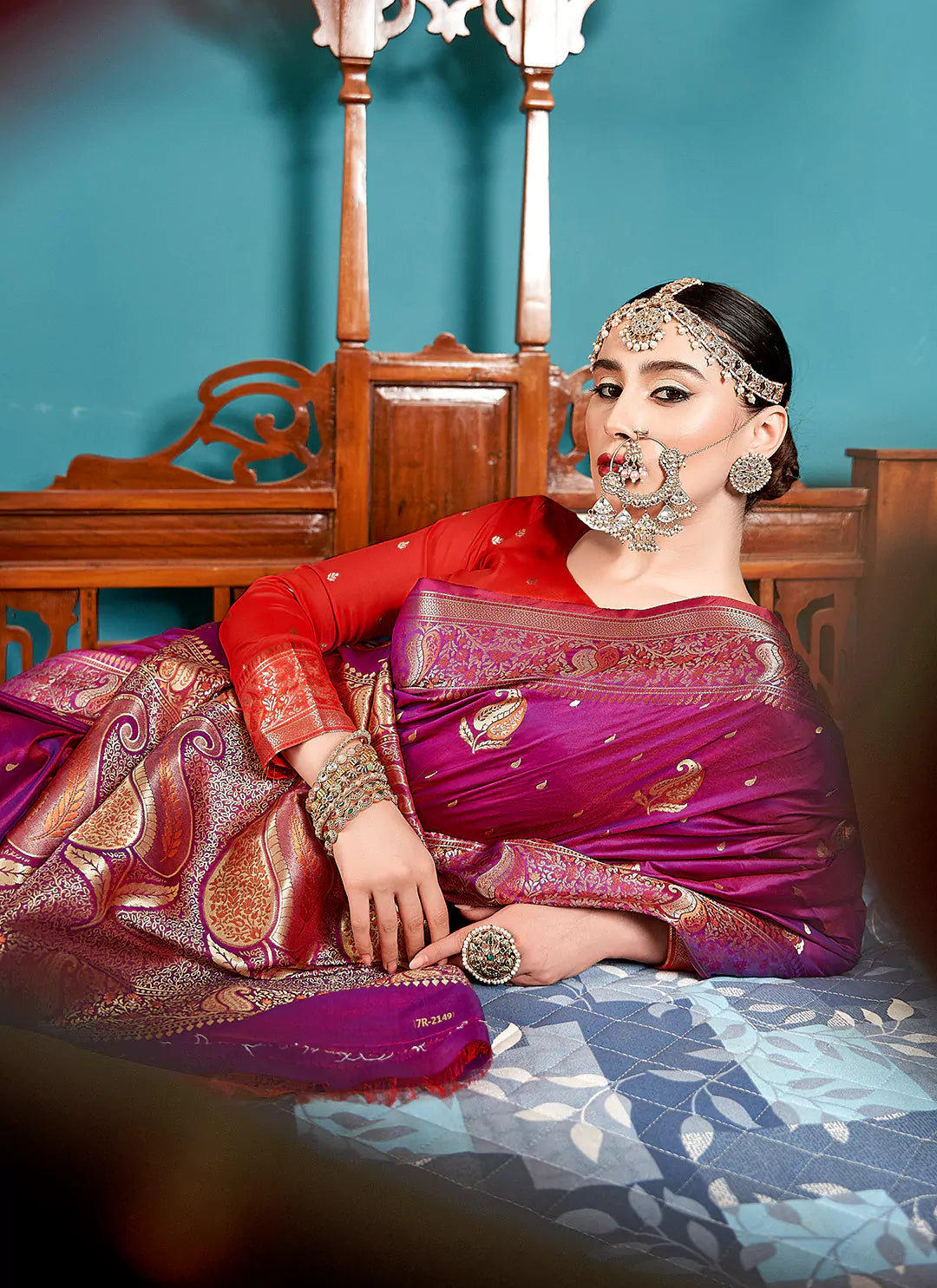 Wine Purple Banarasi Silk Saree With Antique Zari Paisley Motifs treevesto