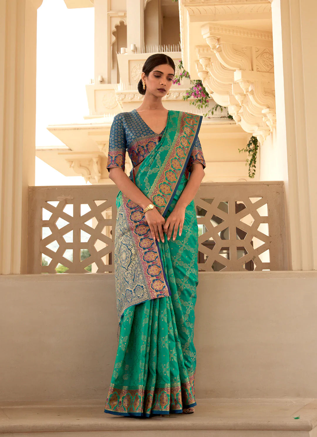 Zari Woven Green Banarasi Silk Saree treevesto