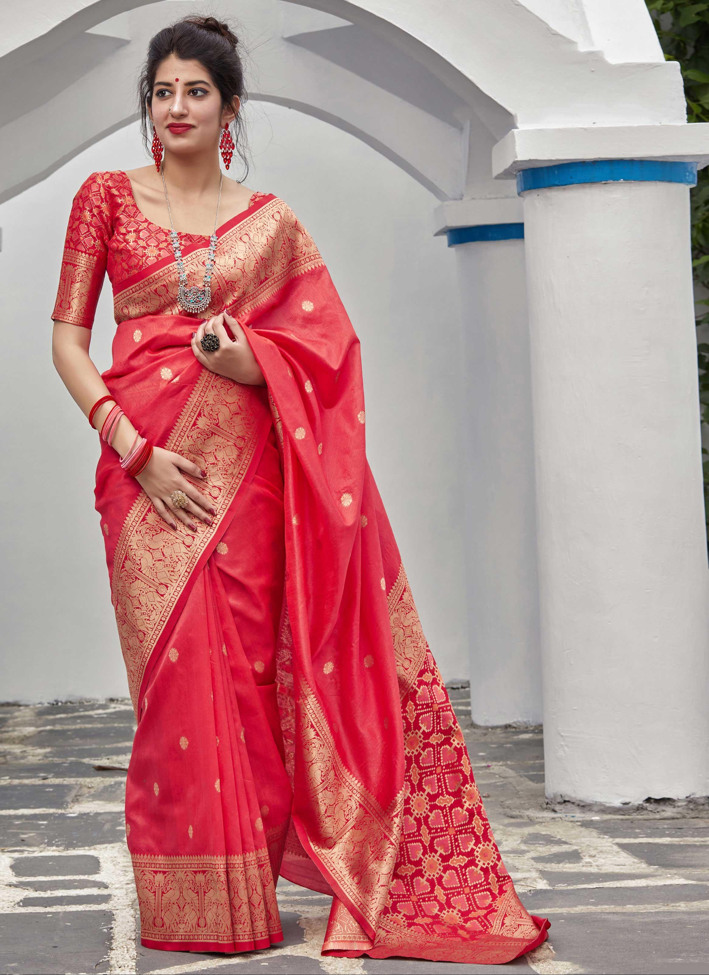 Buy Peach & Gajari Silk Designer Saree Online | Sareeslane.com | Party wear  sarees, Saree designs, Beautiful blouses