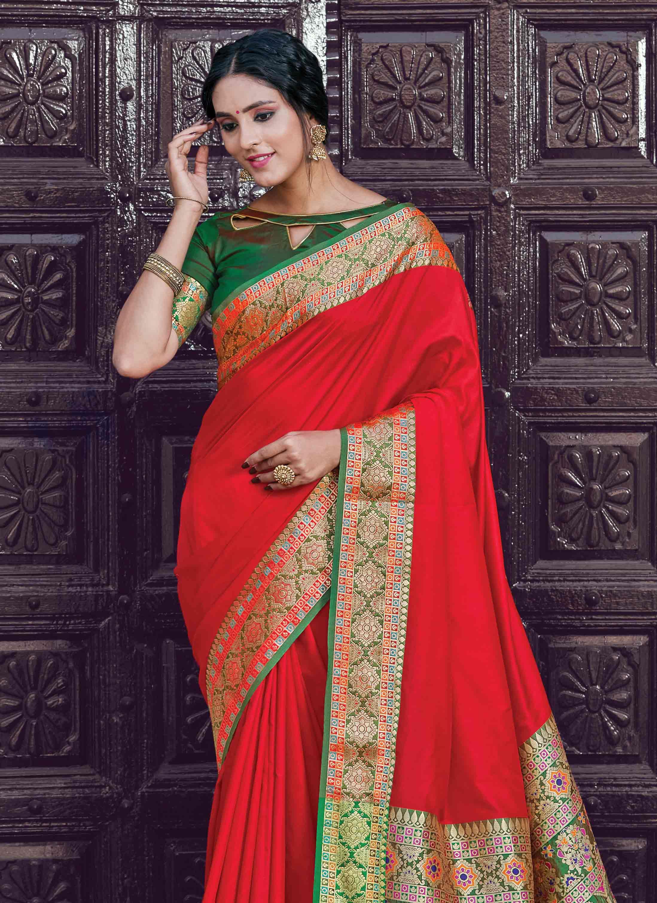 Buy Bridal Red Silk Saree Floral Lace Border Online | trendwati