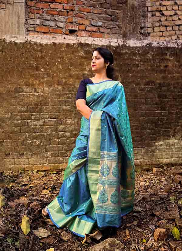 peacock_blue_lightweight_kanjivaram_silk_saree