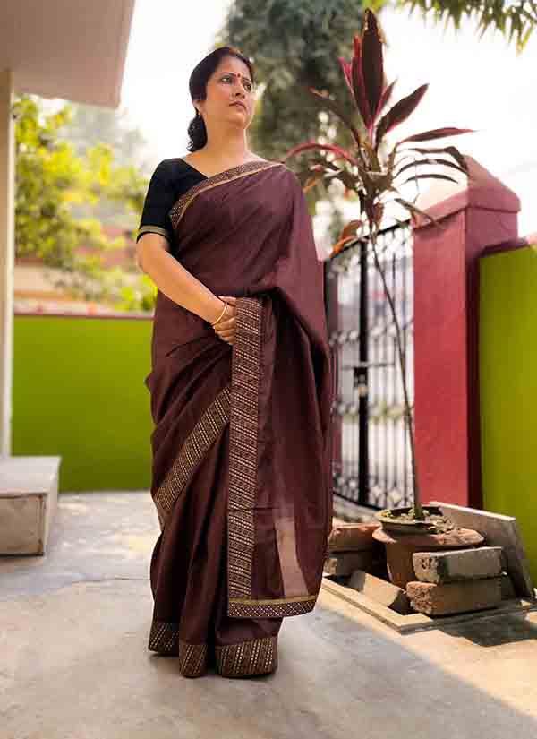 Chocolate Brown Plain Dola Silk Saree